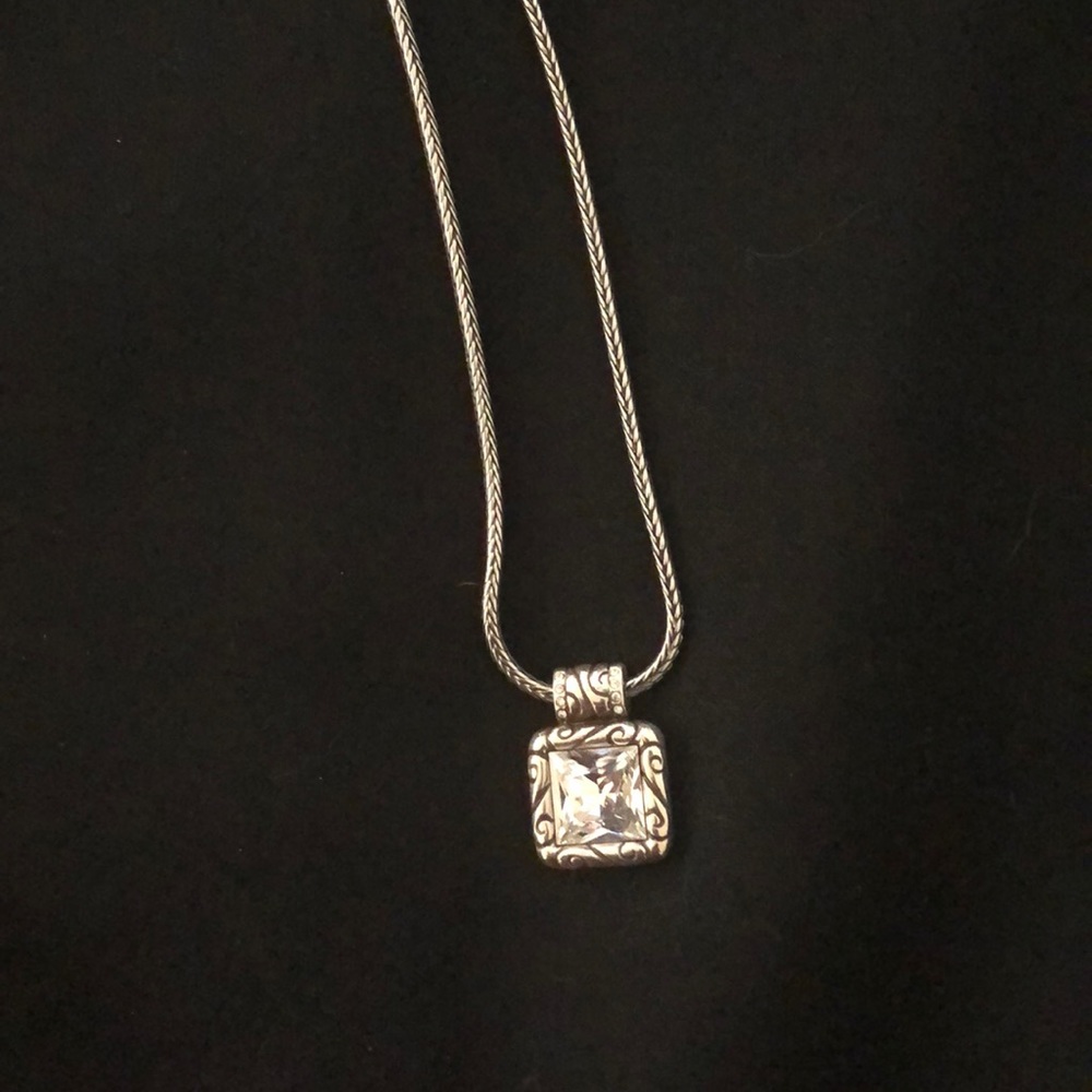 Brighton pendant